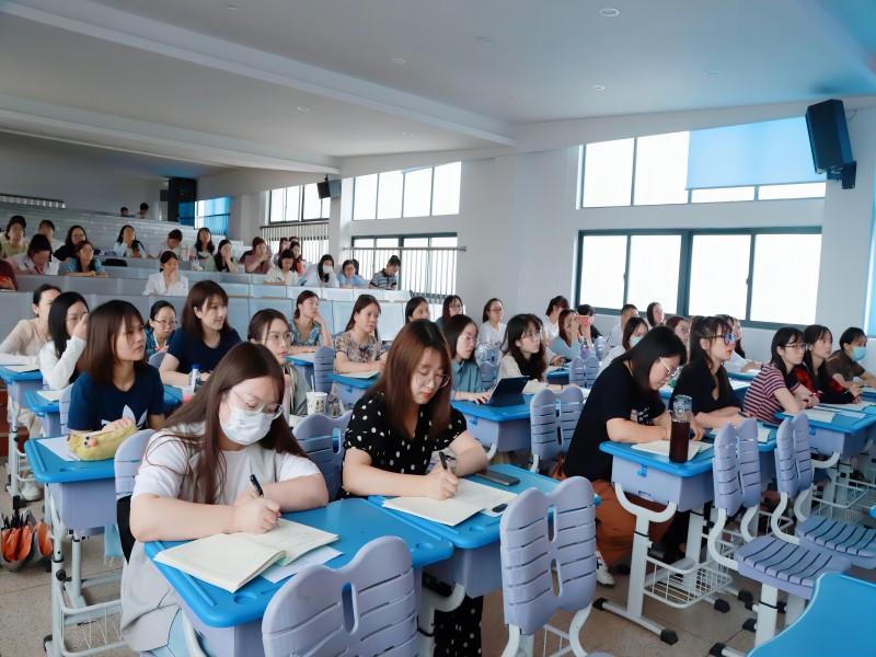 期初培训.jpg 期初培训.jpg