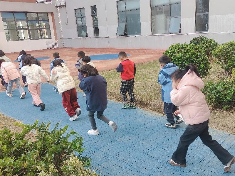 演练1.jpg 演练1.jpg